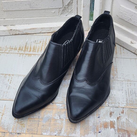 Zodiac Black Leather Ankle Booties - Picture 9 of 9